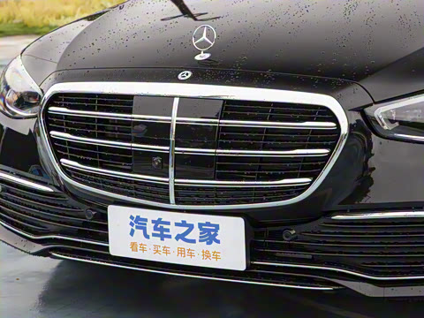 2025�� S 400 L ������