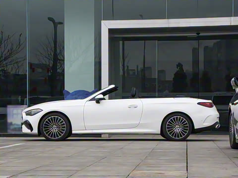 2025�� CLE 260 ������ܳ�