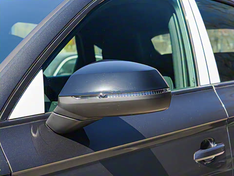 2025�� quattro 45�����ذ� 45 TFSI ������