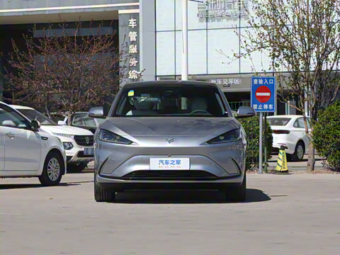 2025�� 735MAX 160kW