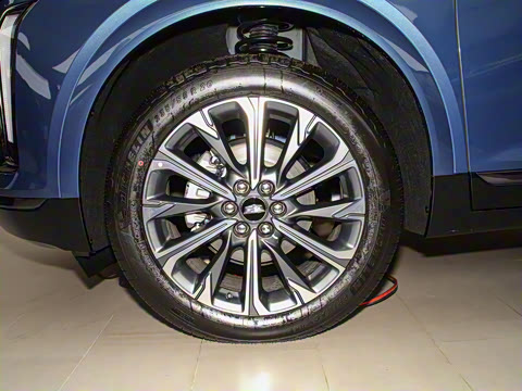 2025�� 2.0T �����