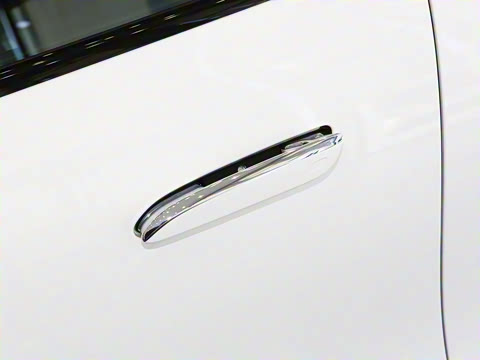 2025�� E 260 �˶���