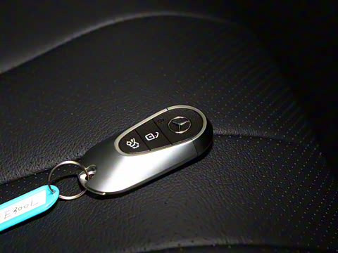 2025�� E 260 �˶���