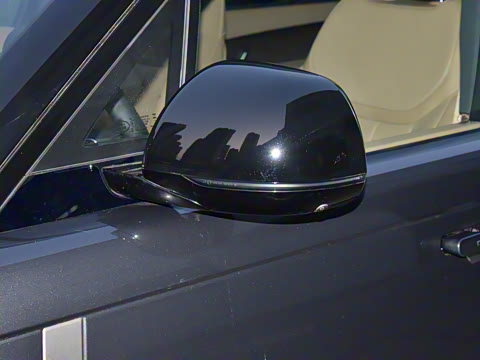 2025�� 3.0 L6 400PS ʢ���ӳ���