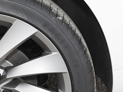 2025�� 380TSI ��Ŀ ������