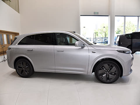 2025�� Max ���ܻ��°�