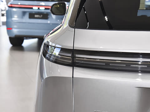 2025�� Max ���ܻ��°�