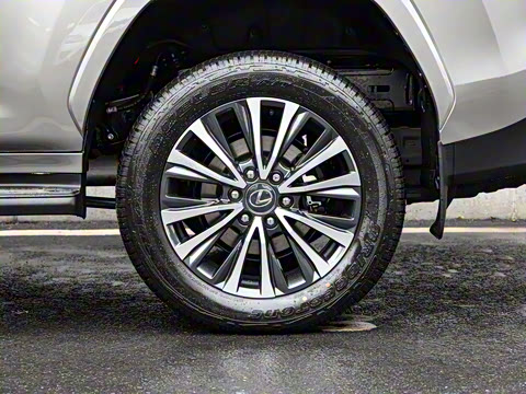 2025�� 700h ��;��