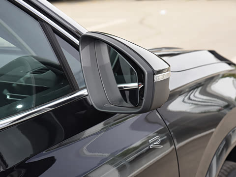 2025�� PRO 380TSI ���� R-Line �����