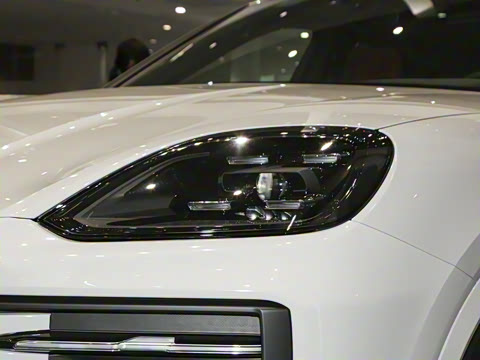 2025�� Cayenne Coup�� S E-Hybrid 3.0T