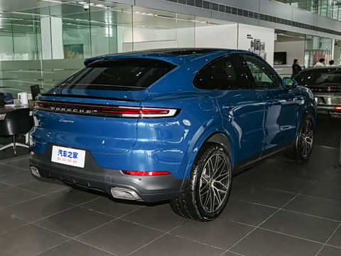2025�� Cayenne Coup�� 3.0T