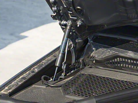 2025�� 330i M�˶���ҹ��װ