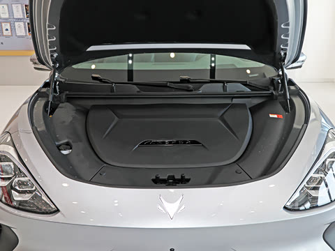 2025�� 688MAX 160kW