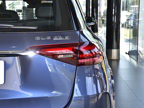 2024�� AMG GLE 63 S 4MATIC+