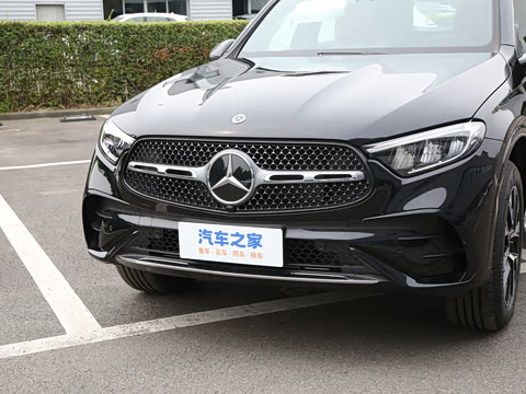 2024�� GLC 260 L 4MATIC ������ 7��