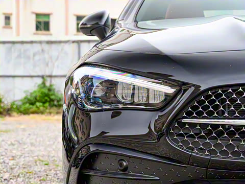 2025�� CLE 260 ���ܳ�