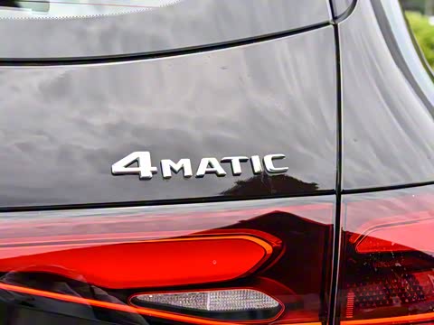 2025�� �Ŀ� GLC 300 L 4MATIC ������ 5��