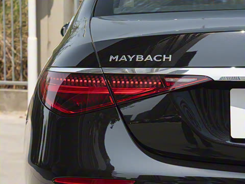 2025�� �Ŀ� S 480 4MATIC