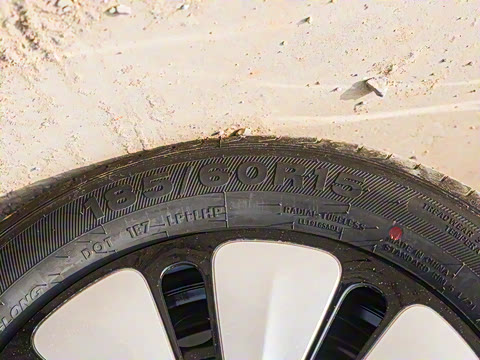 2025�� 333km ��Ϭ������