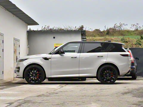 2025�� 400PS Dynamic HSE