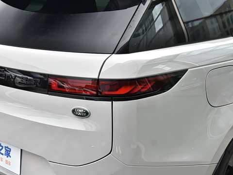 2025�� 400PS Dynamic HSE