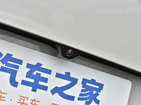 2025�� 400PS Dynamic HSE