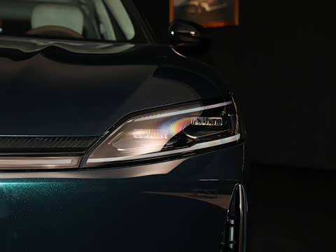 2025�� ������