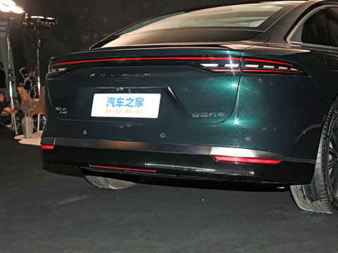 2025�� ������