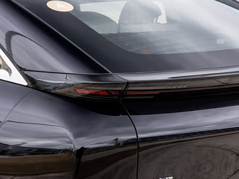 2025�� Air 530km D����