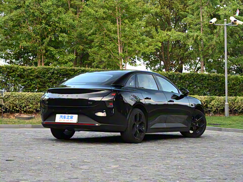 2025�� 502 ������ Max