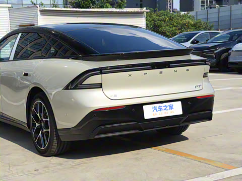 2025�� �������� Max �콢��