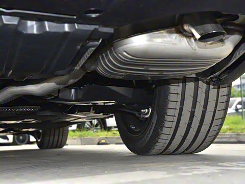 2025�� �Ŀ� E 300 ʱ�����˶���