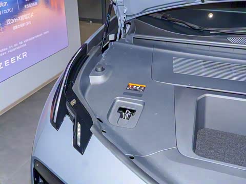 2025�� ����������