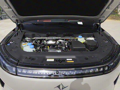 2025�� 210Max�Ǽݰ� 6��