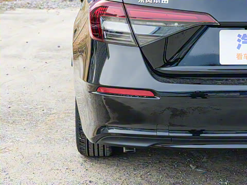 2025�� 240TURBO CVT ��ȤPlus