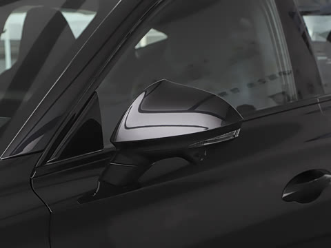 2025�� 2.0T 405 AT������