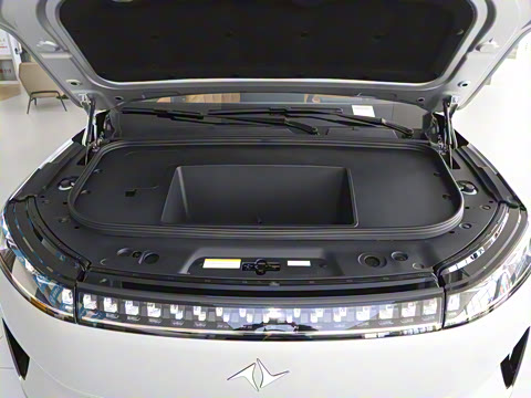 2025�� 636Max���Ȱ� 5��