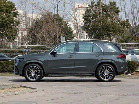 2025�� GLE 450 4MATIC ������