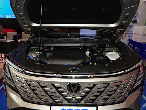 2025�� ���Ĵ� UItra 2.0T ������ �ǻ۾�����