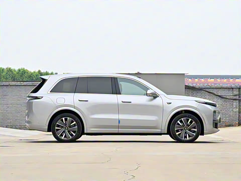 2025�� Max ���ܻ��°�