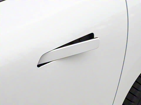 2025�� ���� 550ProѲ����