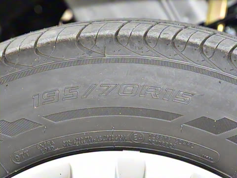 2025�� M5 1.6L ��������� 7��