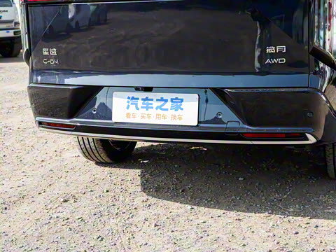 2025�� 180 ��������Ultra���� 6��