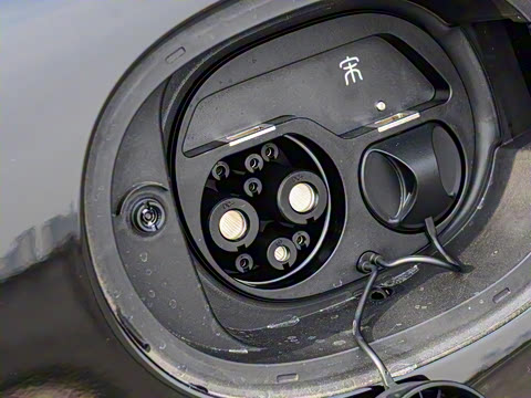 2025�� �Ǽݰ� 550km ׿Խ��