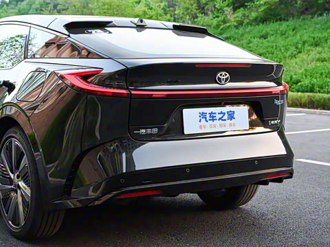 2025�� 550 PRO���а�