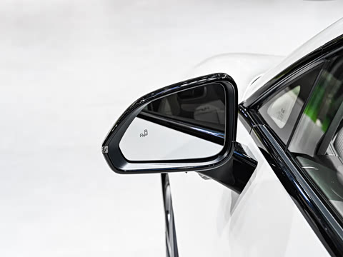 2025�� 630 Max��