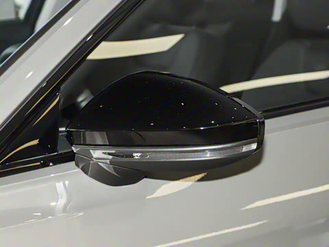 2025�� Avant 45 TFSI ��̽�ռ�