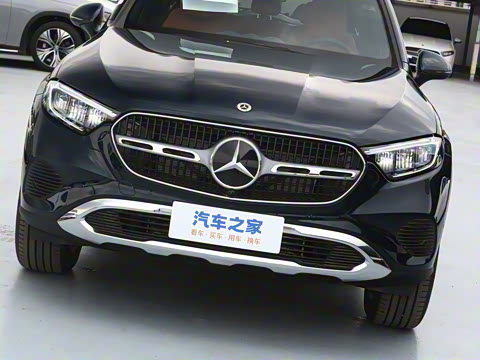 2024�� GLC 260 L 4MATIC ������ 5��