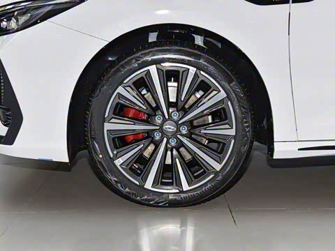 2025�� 2.0T �Զ���+