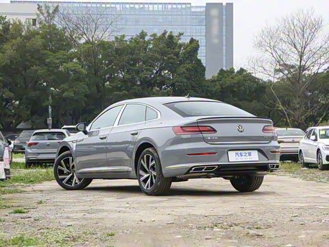 2025�� 330TSI ��Ŀ ������